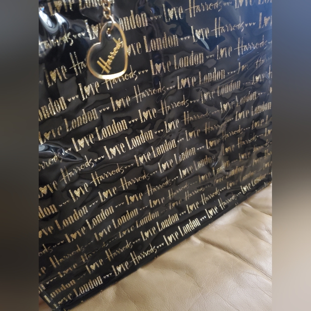 Harrods Of Londan Tote Bag View 3